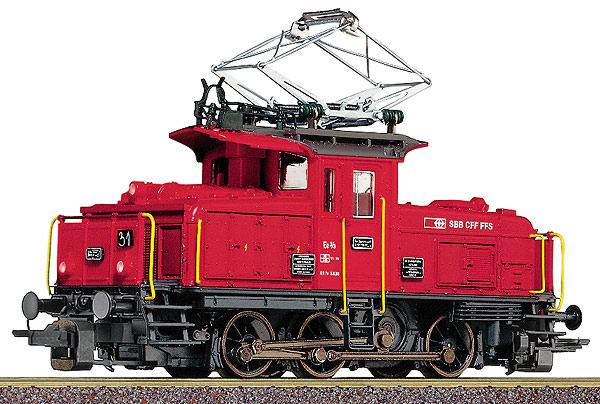 Electric locomotive Ee 3/3 with Digital couplers<br /><a href='images/pictures/Roco/62666.jpg' target='_blank'>Full size image</a>